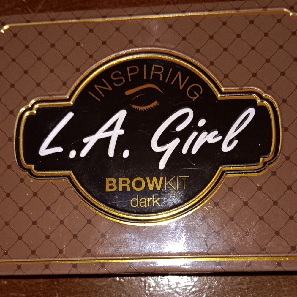 LA Girl Brow Kit